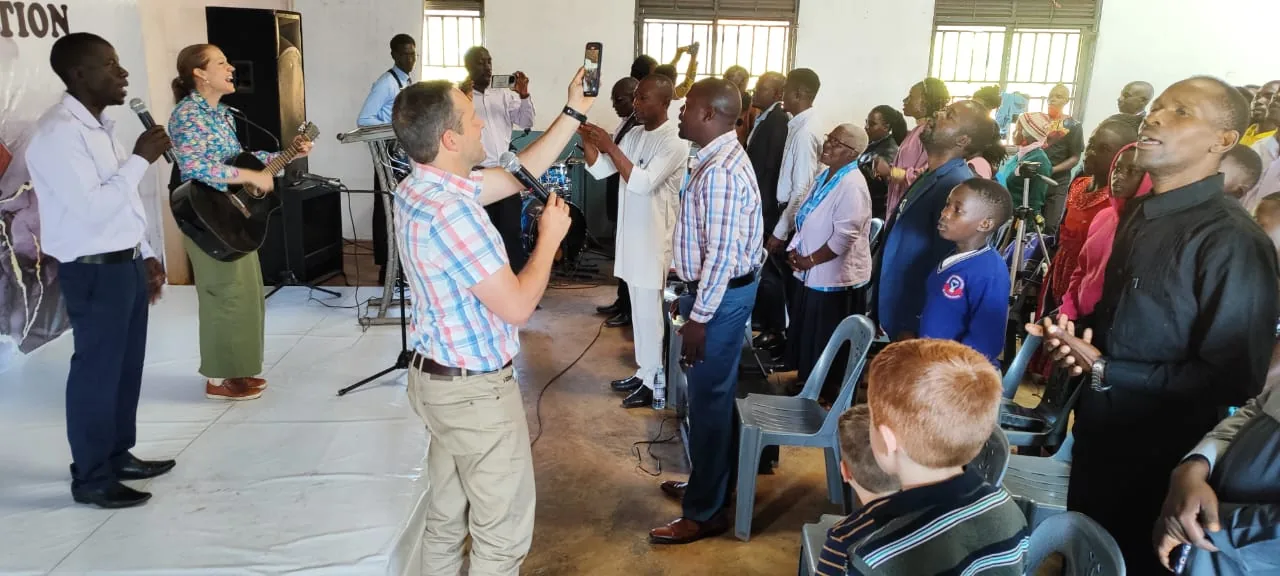 Worship with partners who have come from other nations